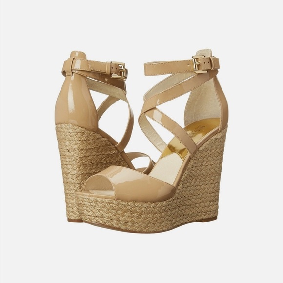 MICHAEL KORS GABRIELLA  NUDE PATENT LEATHER PEEP TOE ESPADRILLE WEDGE SIZE 10 - Picture 1 of 8